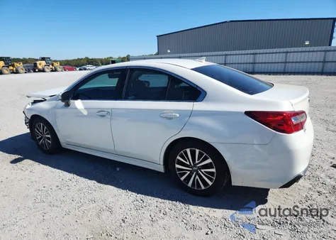 2019 Subaru Legacy 2.5I Premium из США, поврежденный, VIN 4S3BNAF6XK3014386